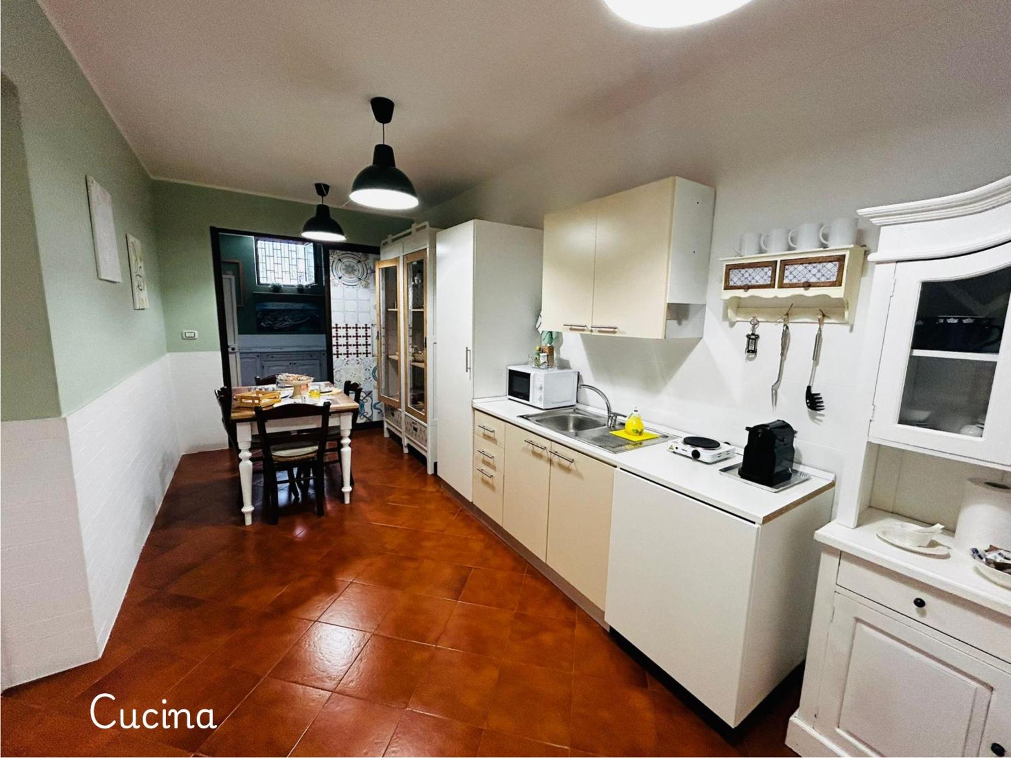 Raggi Di Sole Apartment Бари Экстерьер фото