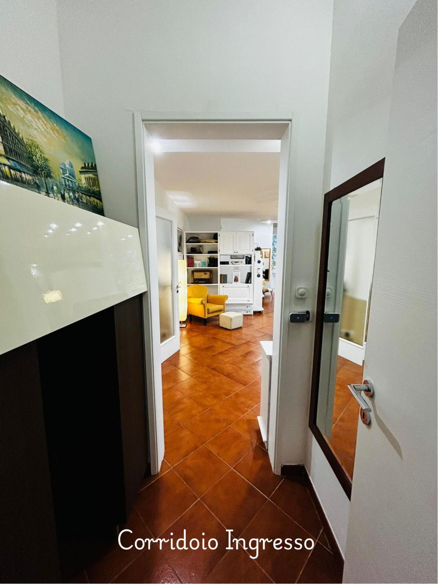 Raggi Di Sole Apartment Бари Экстерьер фото