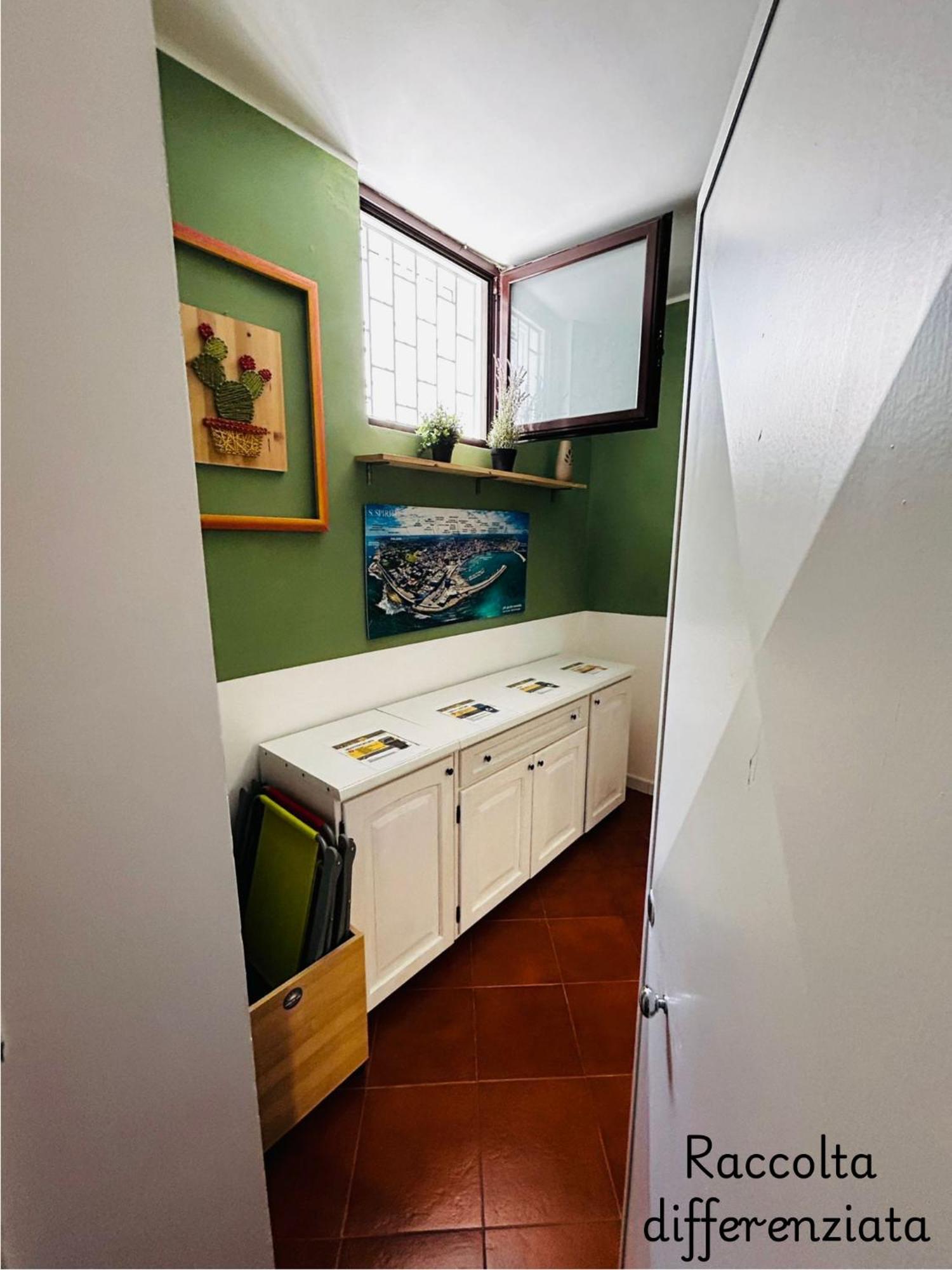 Raggi Di Sole Apartment Бари Экстерьер фото